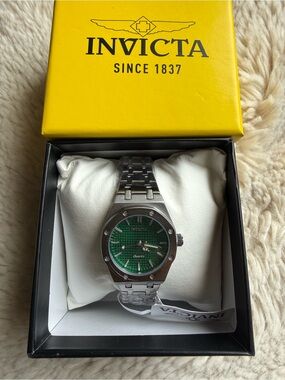 Invicta Womens NIB Celesteial Stainless Steel Watch with Green Dial